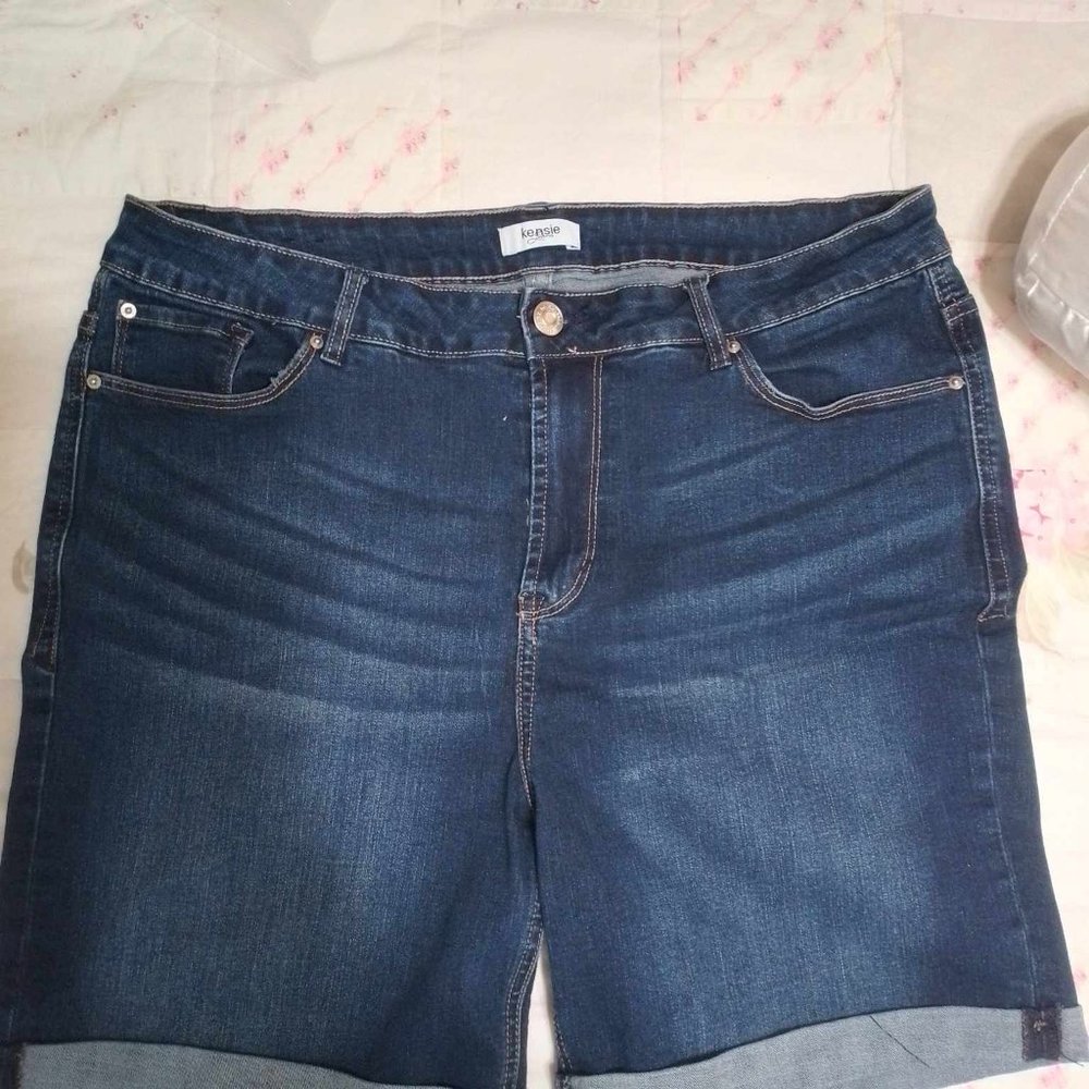 Shorts - Jean cuffed shorts